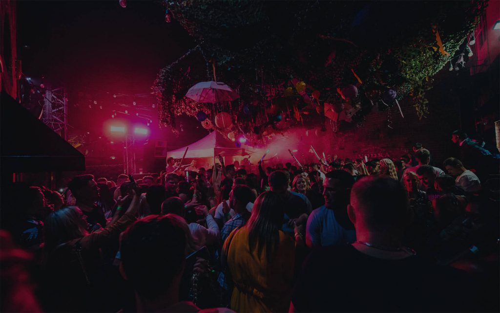 Brooklyn Bar Let's Get The Party Started